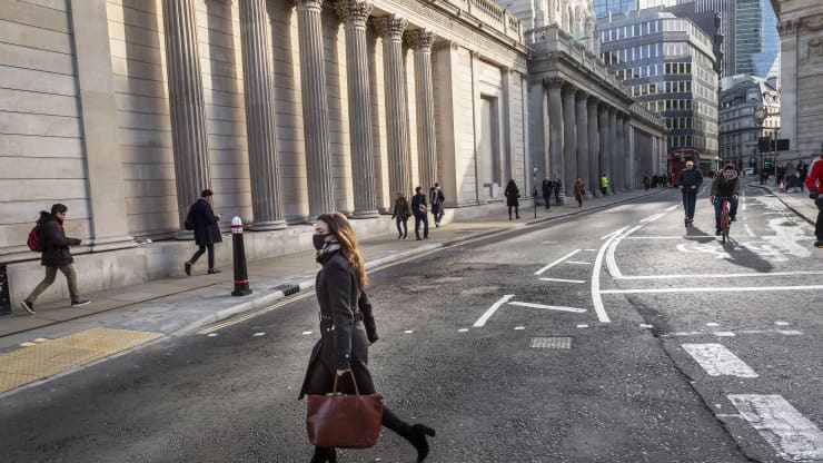 英国央行维持利率不变 等待与欧盟贸易谈判的结果